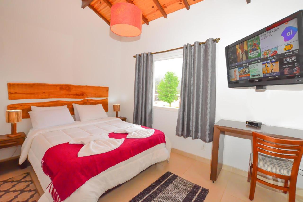 Maison Bleue Suites Monte Verde  Bagian luar foto